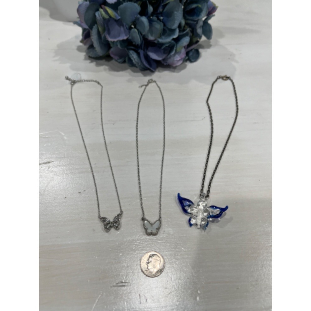 Necklace Lot: 3 Butterfly Silver Tone‎ Pendant Chain Jewelry